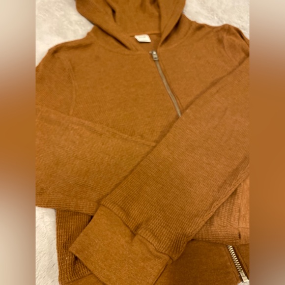 ARITZIA WAFFLE ZIP HOODIE - Picture 3 of 5
